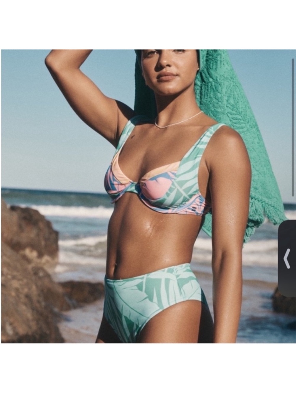 Billabong Mystic Beach Bikini Swim Top. Size XS.